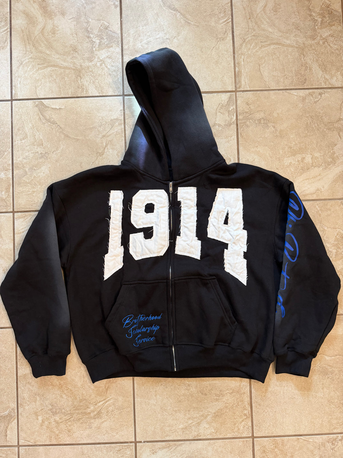 1914 Black Hoodie